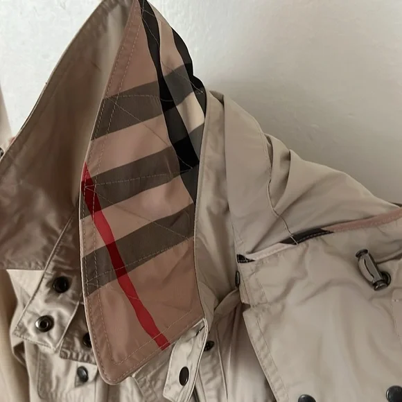 Burberry Brit Lightweight Trench Raincoat - Picture 7 of 9